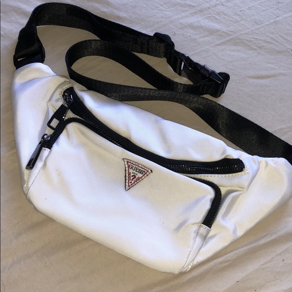 GUESS JEAN BAG
